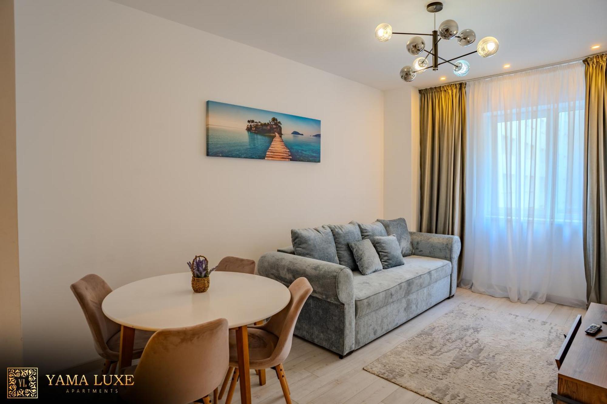 Apartment Yamaluxe - Blue & Pink Vibes *